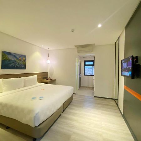 Go Hotels Plus Tuguegarao エクステリア 写真
