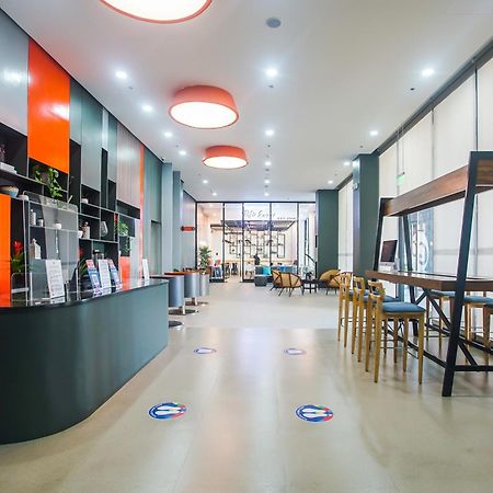 Go Hotels Plus Tuguegarao エクステリア 写真