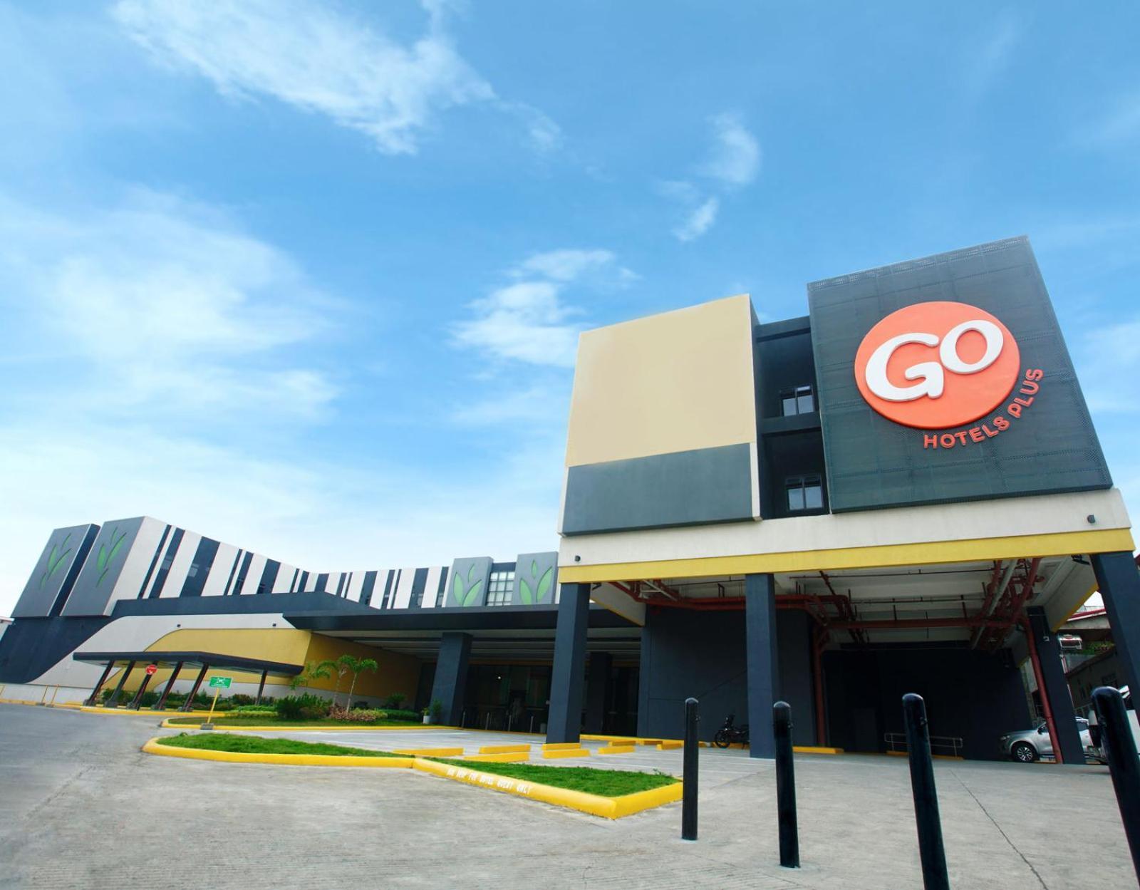 Go Hotels Plus Tuguegarao エクステリア 写真